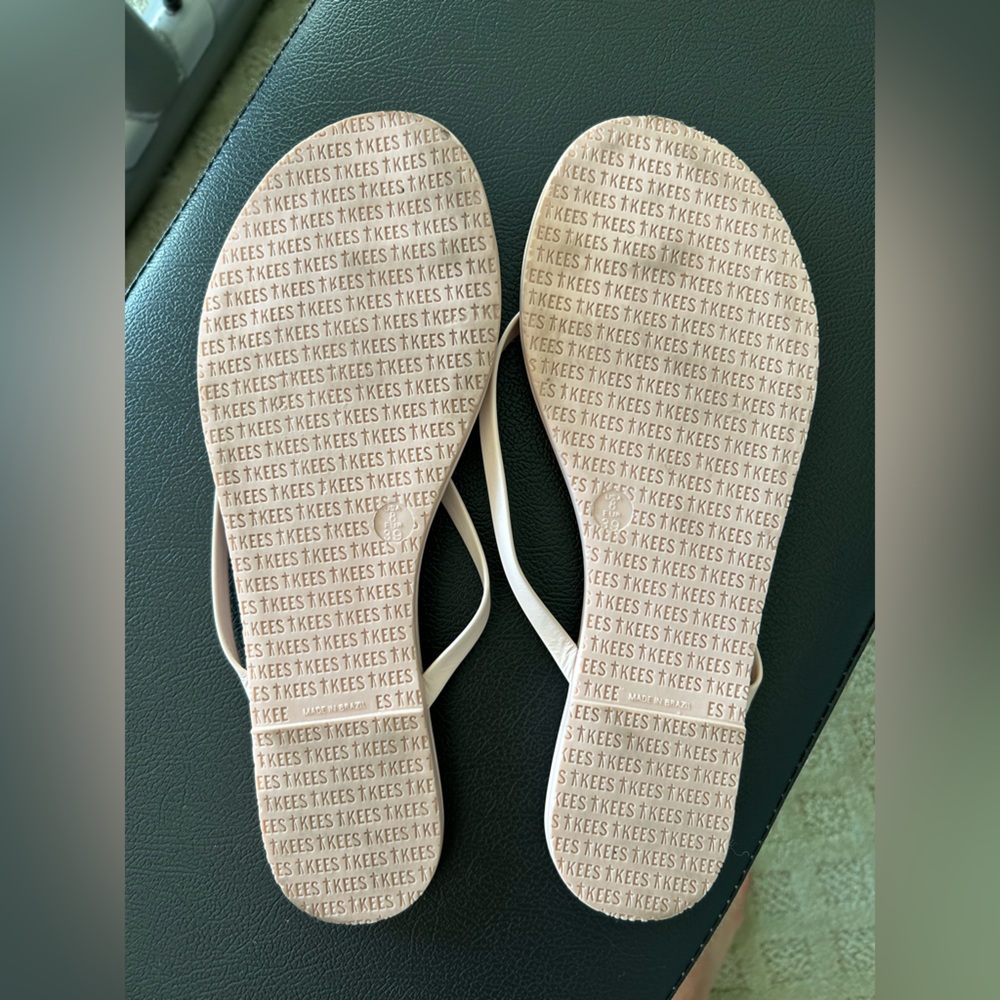 TKees Lily Flip Flop in Pale Pink - Picture 3 of 3